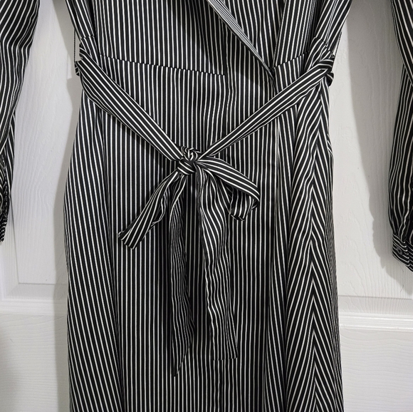 Avec Les Filles Striped Midi Wrap Dress Size XS Long Sleeve Lightweight Macy's - Picture 10 of 16